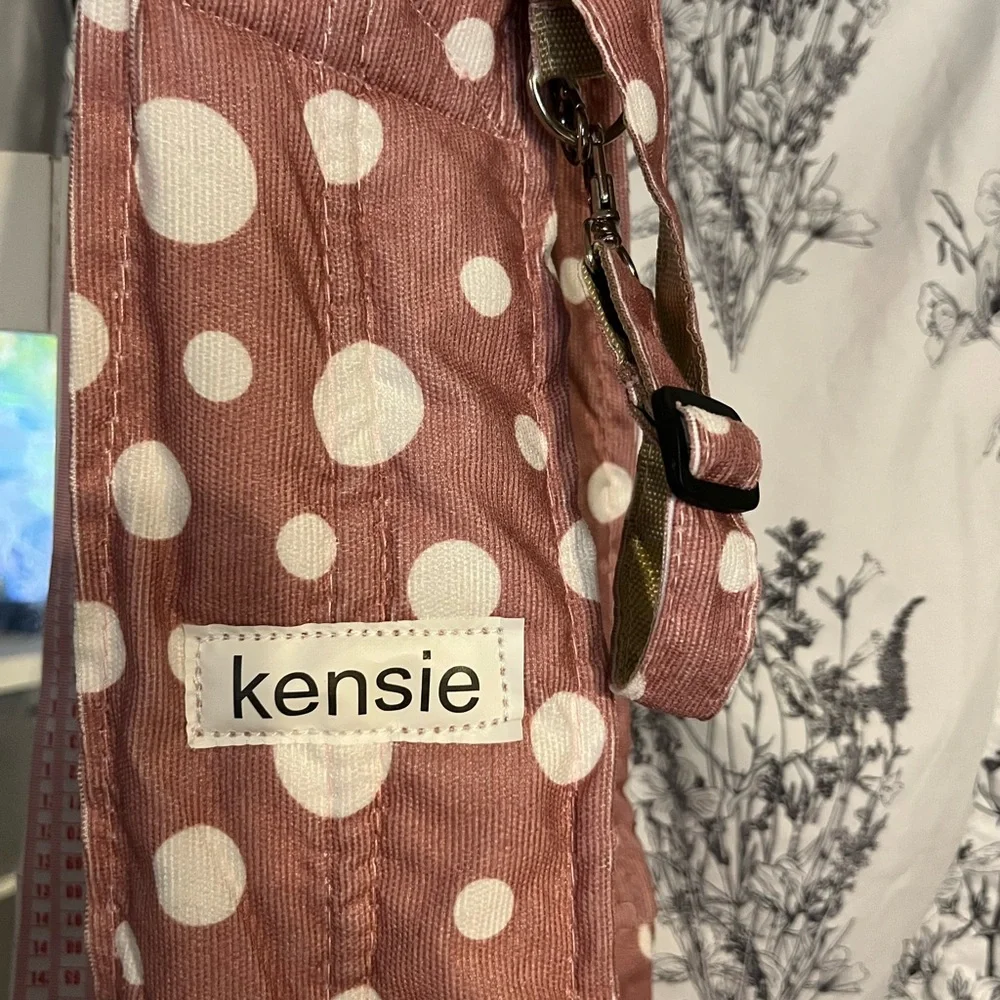 Kensie Blush Polka Dot Dog/Cat Carrier